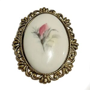 Vintage Donegal by Belleck Porcelain Gold Tone Flower Brooch